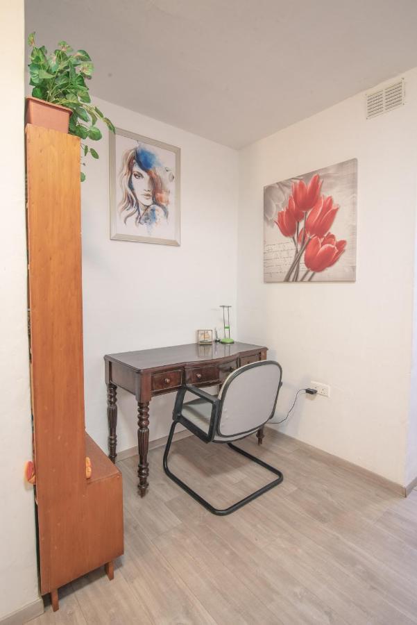 Central Villa Flatlet With Pool - Free Parking And Wifi Lija Εξωτερικό φωτογραφία