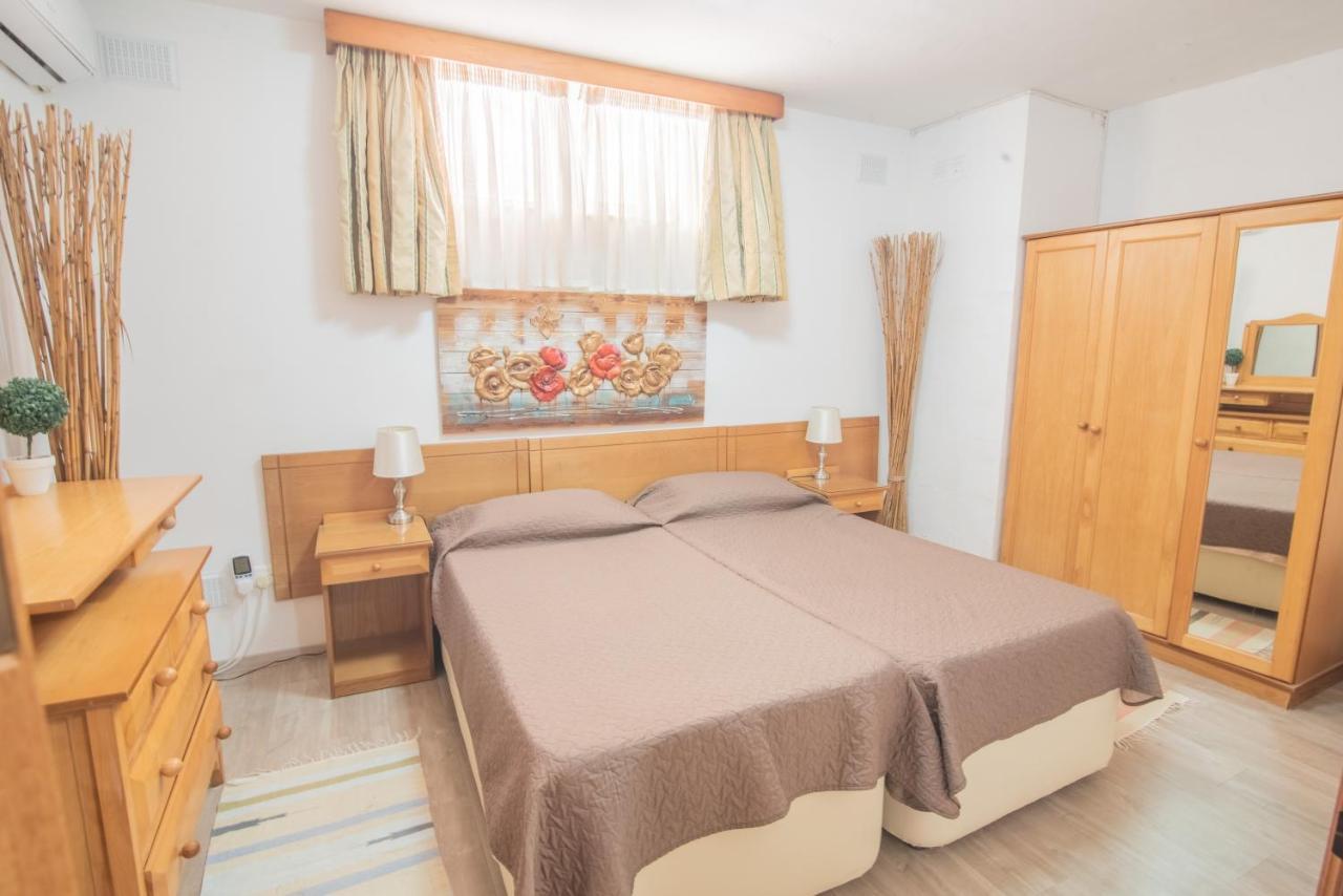 Central Villa Flatlet With Pool - Free Parking And Wifi Lija Εξωτερικό φωτογραφία
