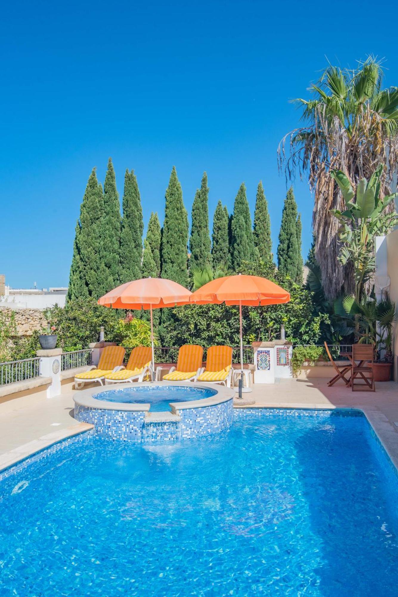 Central Villa Flatlet With Pool - Free Parking And Wifi Lija Εξωτερικό φωτογραφία